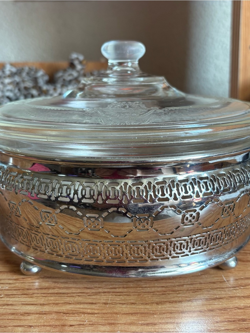 Pyrex Clear Glass Lid with Silver-Tone Etched Serving Dish